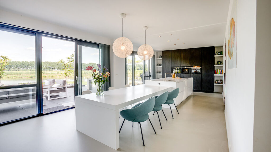 Hoogglans-keuken-bysensakeukens-bar